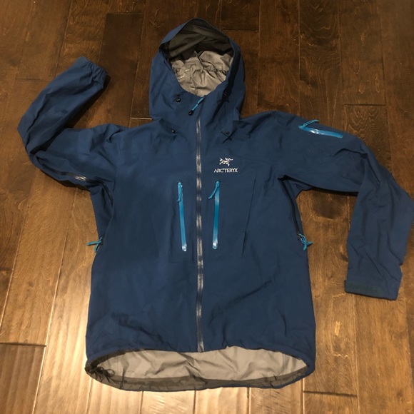 arcteryx gore tex pro shell